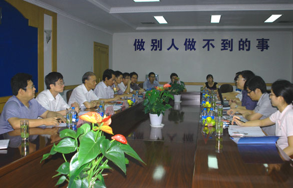 國核工程有限公司領(lǐng)導(dǎo)、專家來上上集團(tuán)考察
