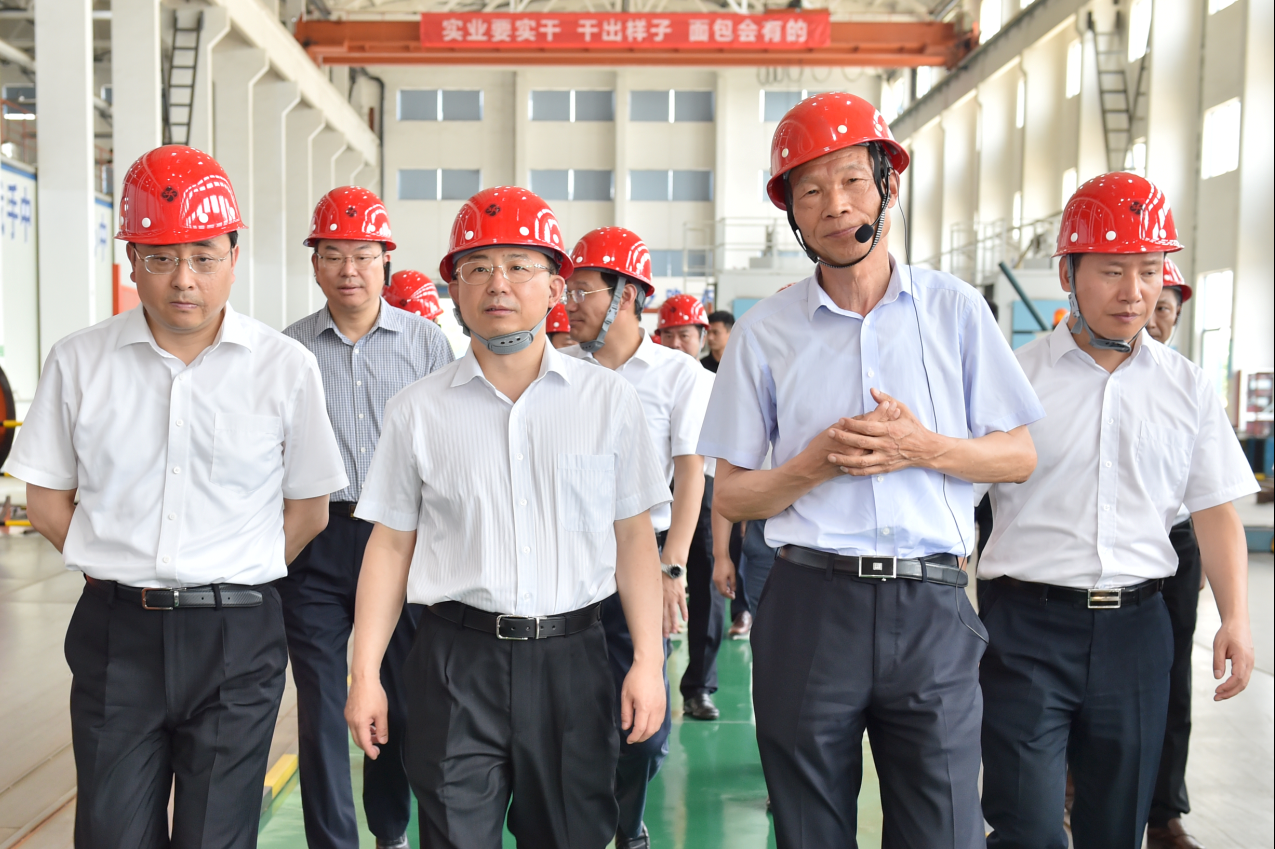 吳政隆省長(zhǎng)鼓勵(lì)上上電纜：“精、專、特、外、創(chuàng)”戰(zhàn)略思路要繼續(xù)發(fā)揚(yáng)光大