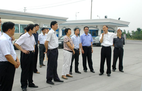溧陽市人大常委會領(lǐng)導視察上上集團超高壓電纜項目建設情況